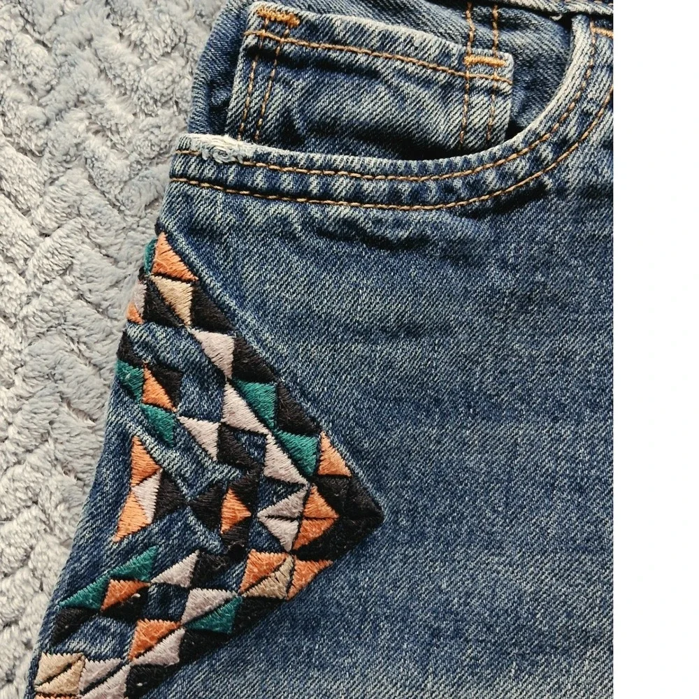 Old Navy Girls Blue Denim Embroidered Geometric Shorts Size 14 Frayed Hem